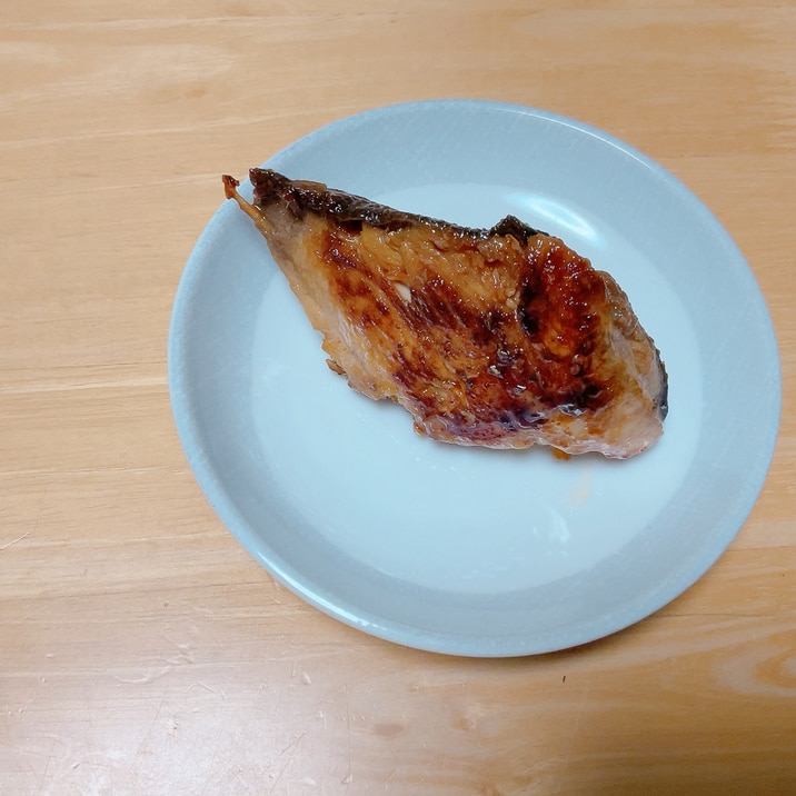 余ったガムシロップを使ったぶりの照り焼き
